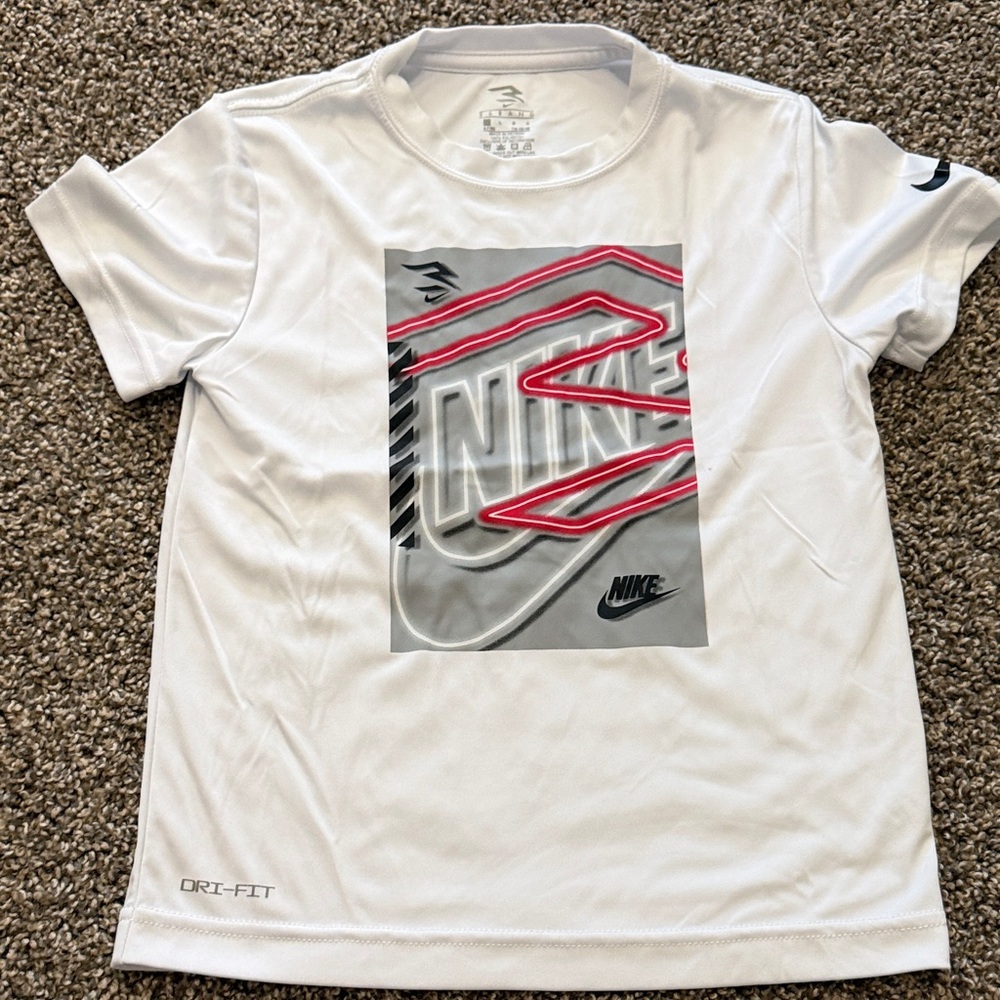 Nike White Dri-Fit T-Shirt with Graphic